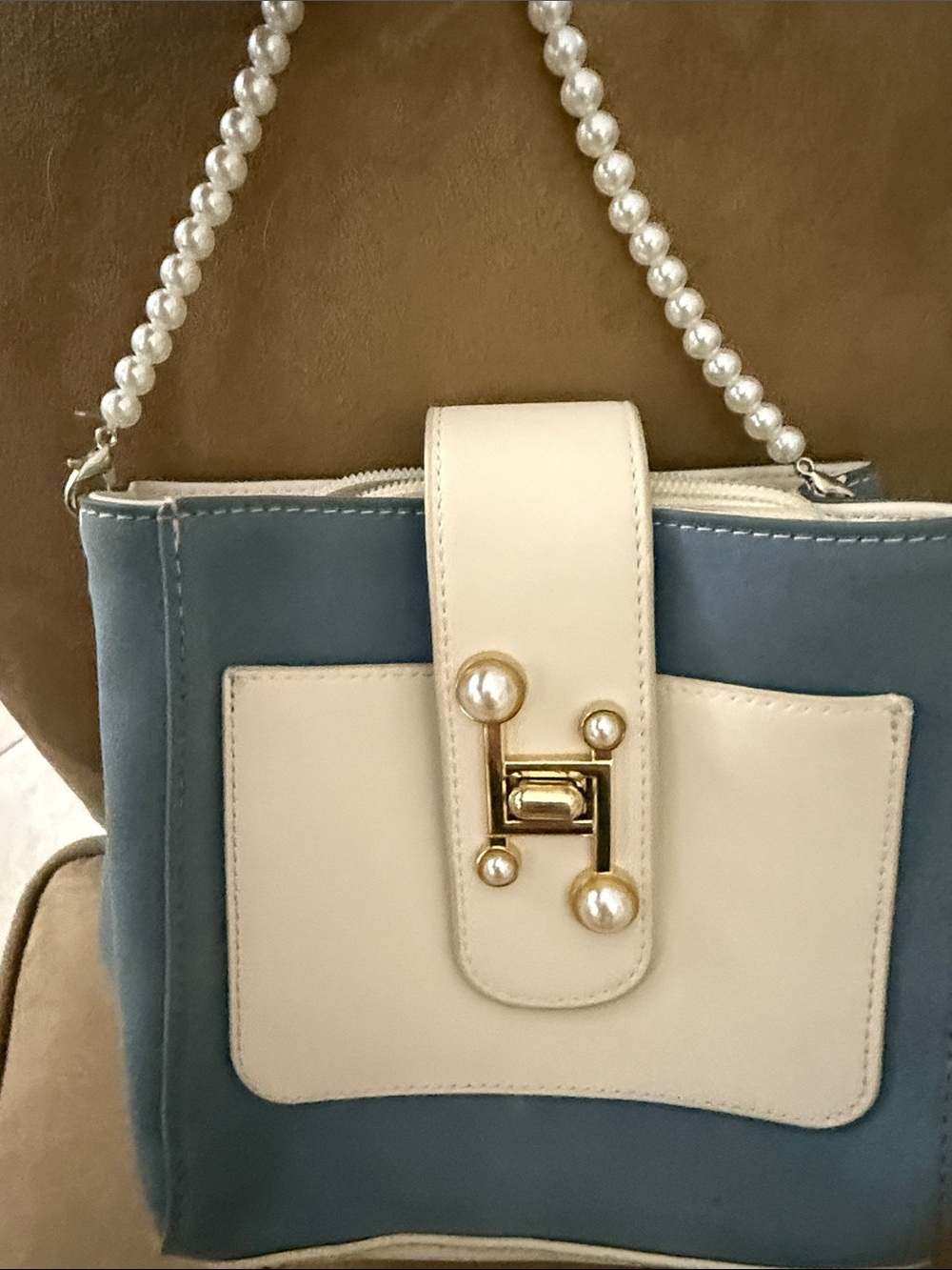 Elegant Blue and Cream Pearl-Handle Shoulder Bag Vintage
